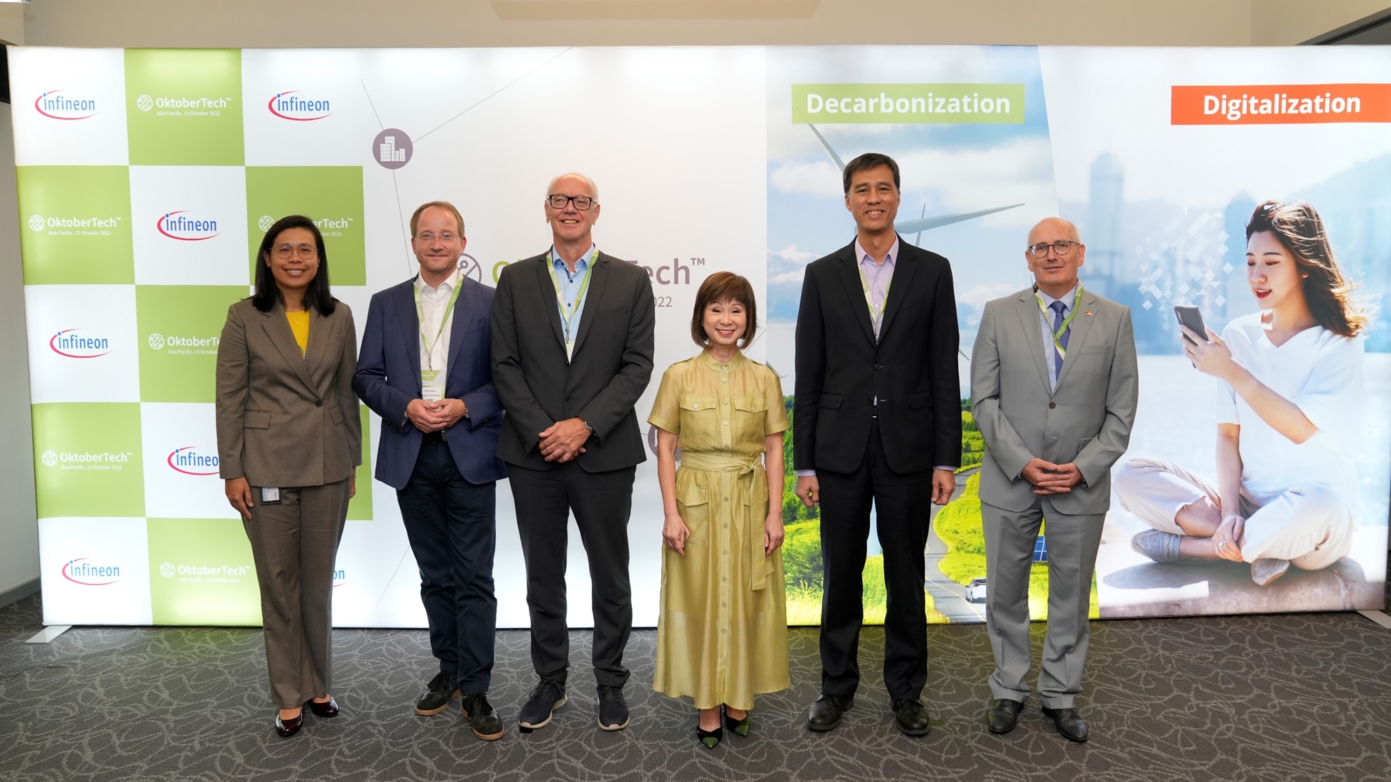 Celebrating innovations at OktoberTech™ Asia Pacific (from left): Ms. Yan Huey Miin, Senior Vice President and Chief Financial Officer, Asia Pacific, Infineon; Mr. Bernd Hops, Executive Vice President, Communications and Public Policy, Infineon; Dr. Rutger Wijburg, Chief Operations Officer, Infineon; Dr. Amy Khor, Senior Minister of State of Sustainability and the Environment, and Ministry of Transport; Mr. Chua Chee Seong, President and Managing Director, Asia Pacific, Infineon; and Mr. Christoph Hallier, Deputy Head of Mission and Chargé d'affaires, German Embassy in Singapore.